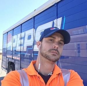 Meet your Posher, Adam